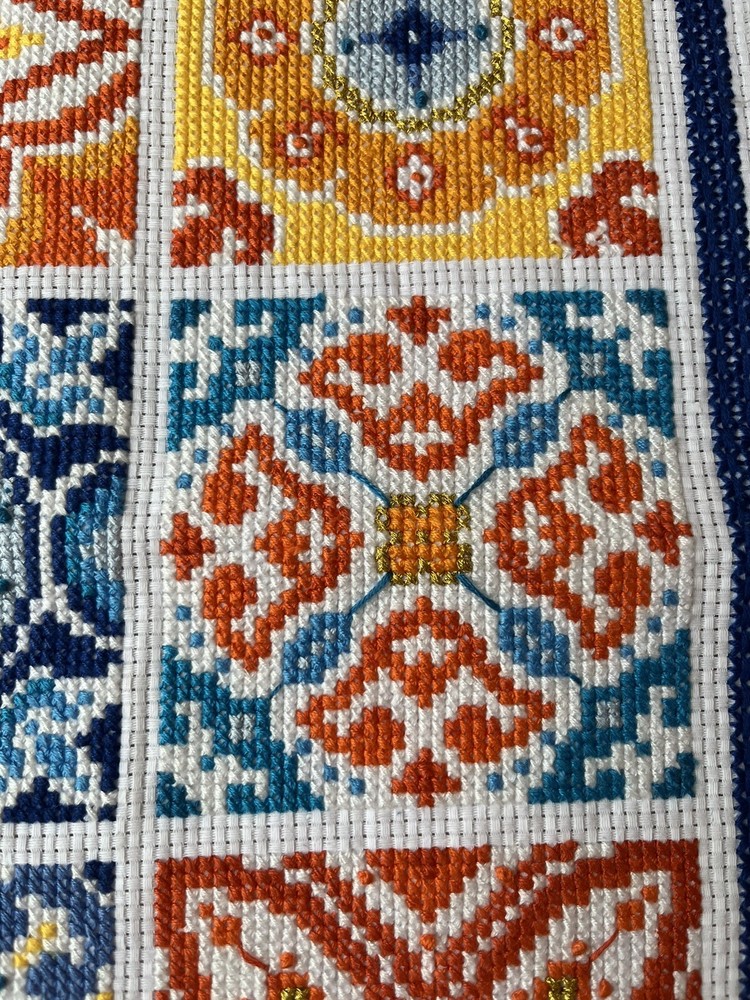 completed finished cross stitch Moroccan pattern Decoration 16''x 16'' Unframed