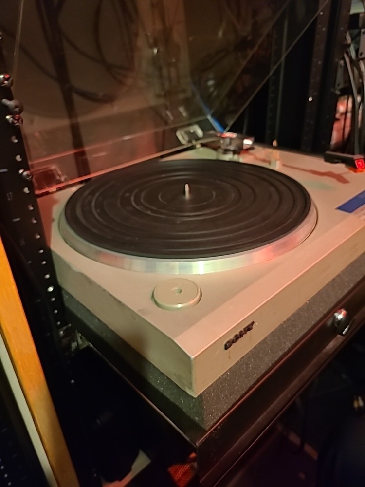 Sony Turntable PS-150