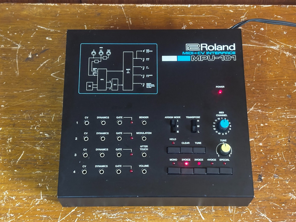 Roland MPU-101 Midi to CV interface