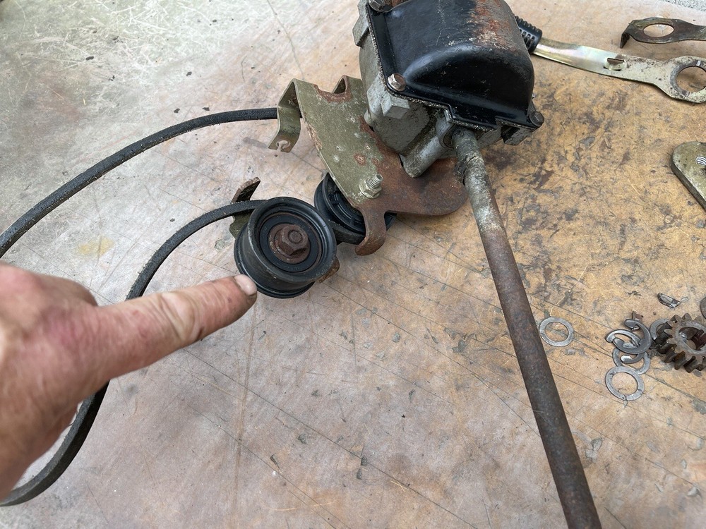 ARIENS MOWER TRANSMISSION 51110500