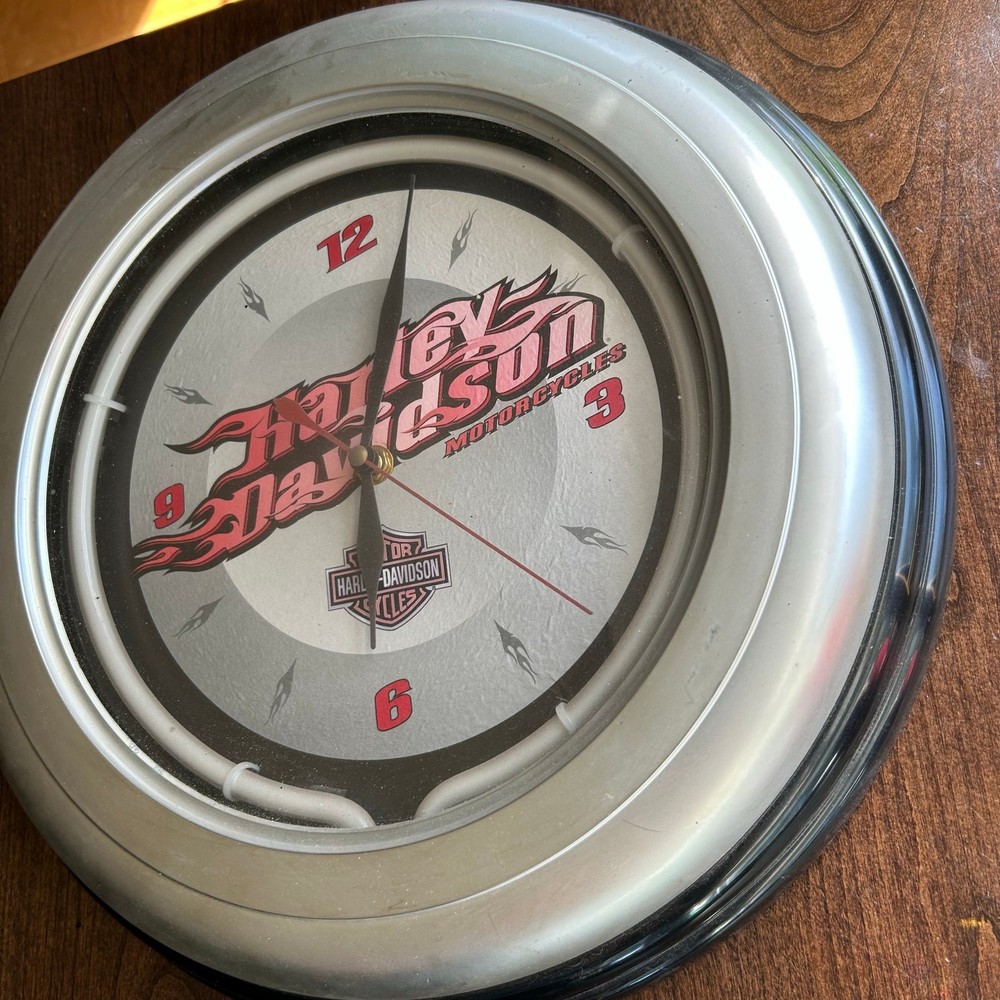 Harley-Davidson 100th Anniversary neon wall clock clock works no light