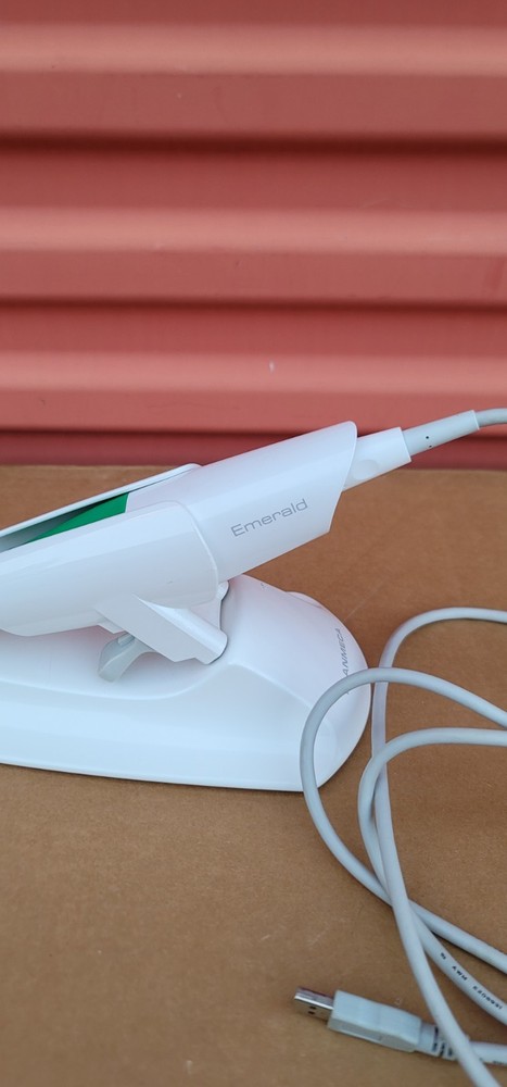 Planmeca Emerald Scanner