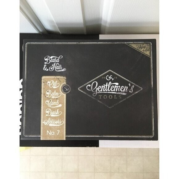 New Open box 5pc Gentlemens Beard & Hair Gift Set