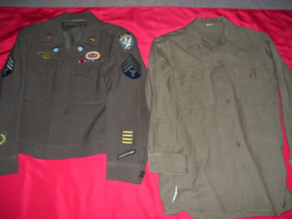 WWII NAMED RESEARCHED AIRBORNE UNIFORM COMPLETE GROUPING  WITH BRING BACKS