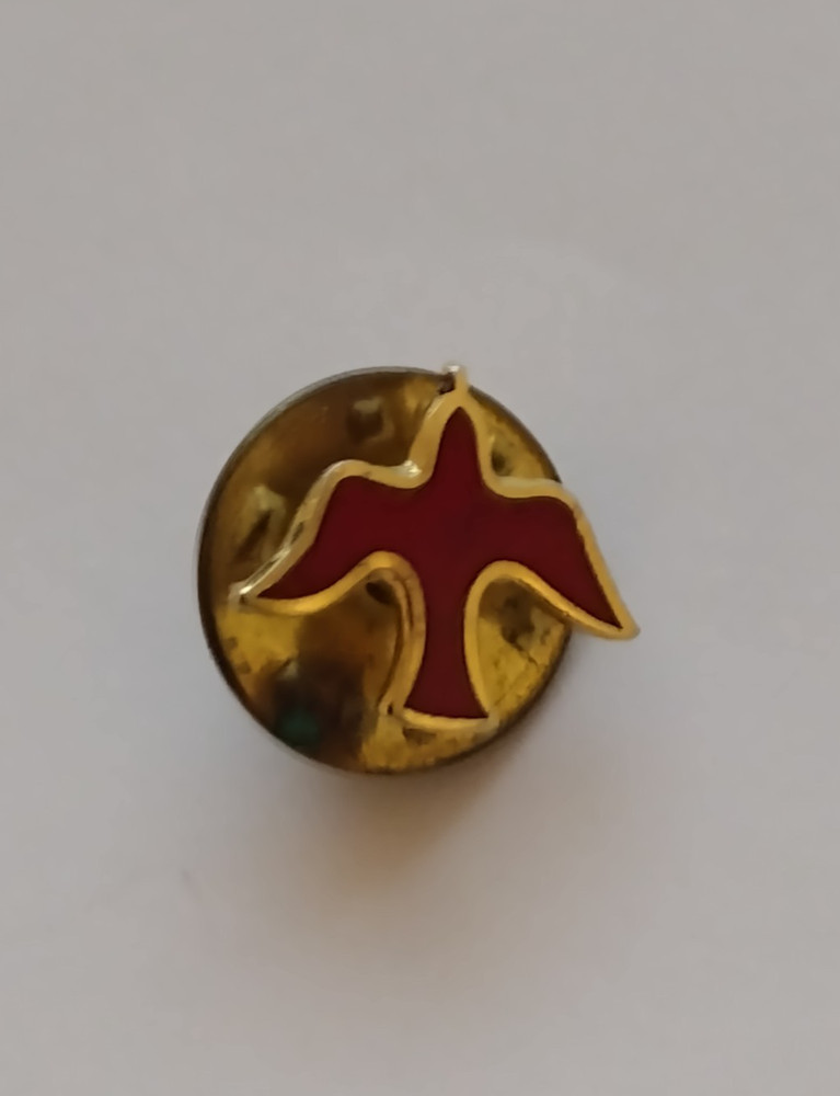 Tiny Red Dove Bird Tack Pin