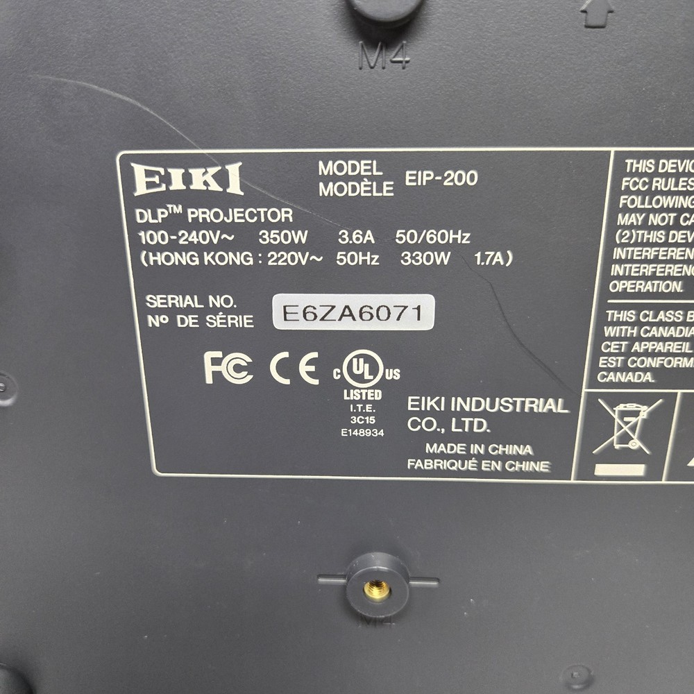 EIKI EIP-200 Projector - VGA / S Video Inputs - Tested - Lamp Timer 201 Hours