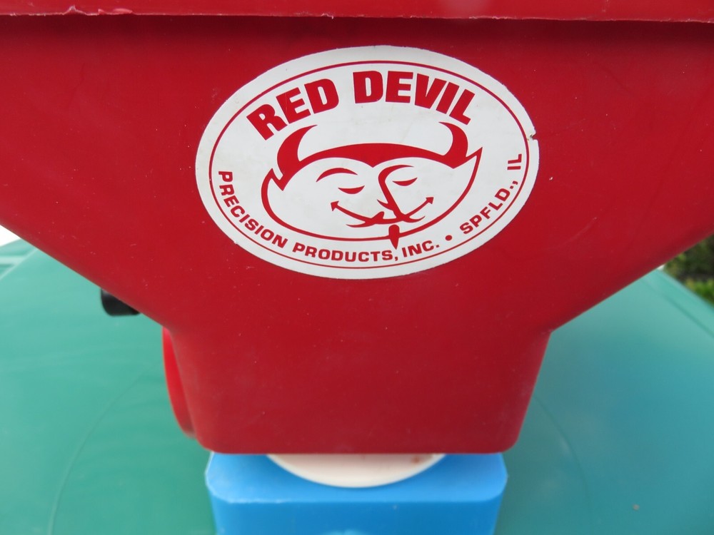 Vintage Red Devil Handheld Crank Adjustable Spreader - Seed Fertilizer or Salt