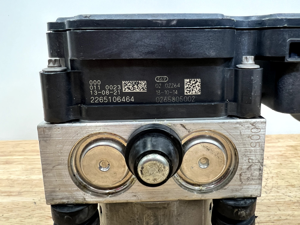2012-14 BMW S1000RR ABS Brake Servo Controller Control Unit 2265106464