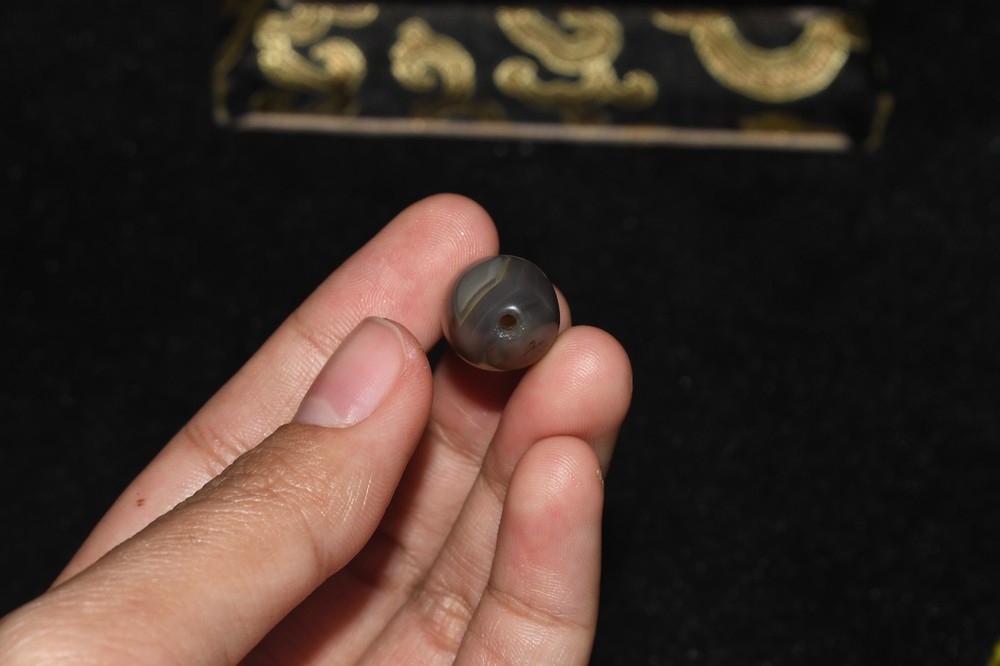 Authentic Ancient Central Asian Banded Agate Stone Dzi Bead with Eye