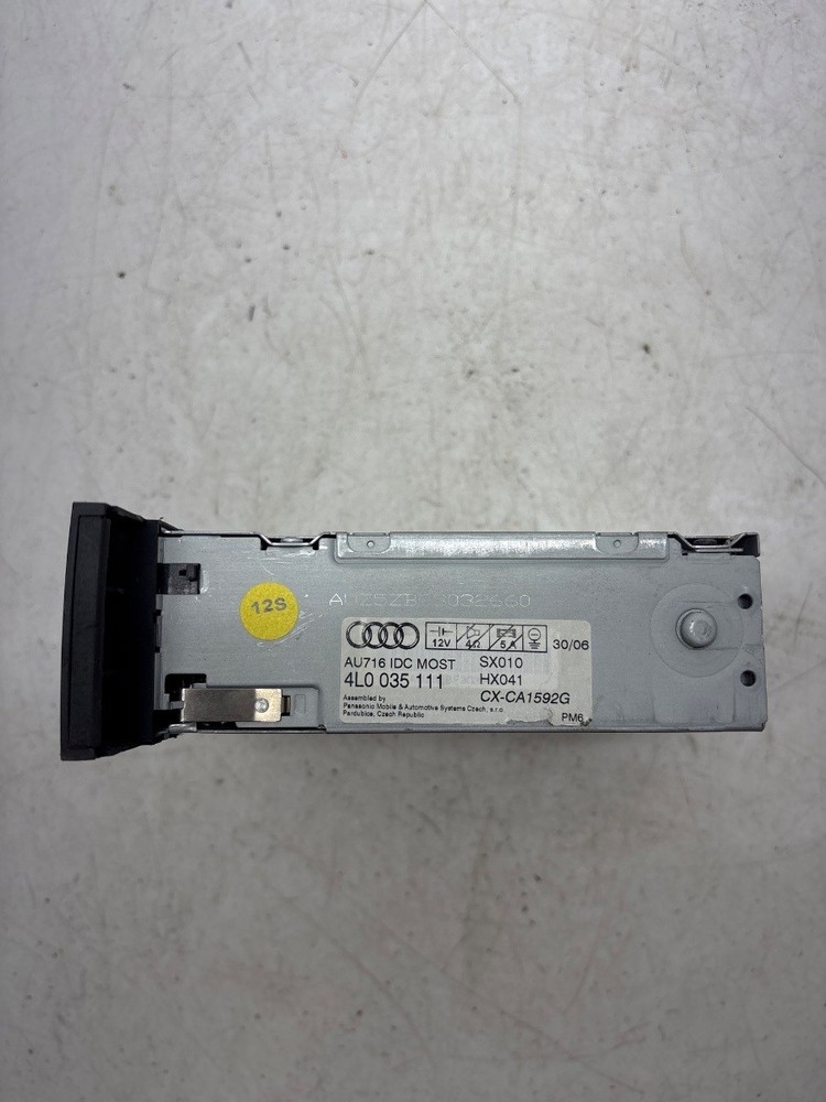 Audi Q7 4L (2005-2009) CD Changer Stereo Head Unit (No Code) 4L0035111