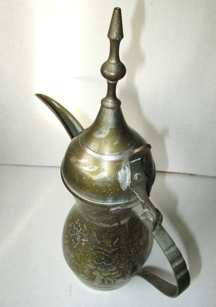MID EAST COFFEE SET: POT & CUPS