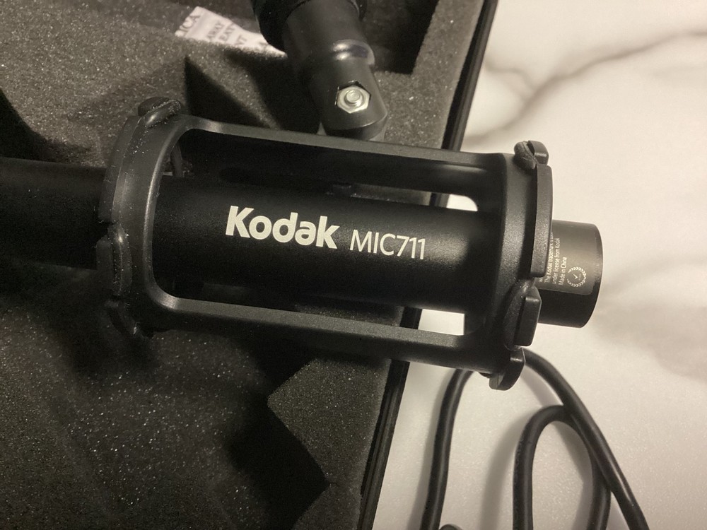 Kodak MIC711 Microphone with case.