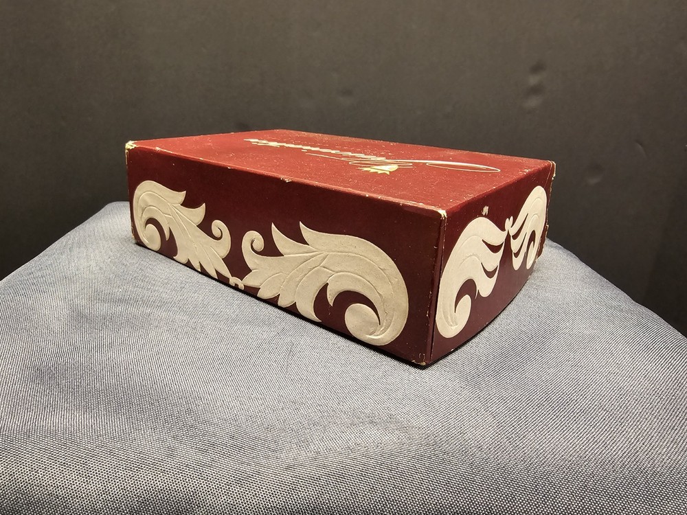 Vintage Fascination Assorted Chocolates Candy Box - Chicago