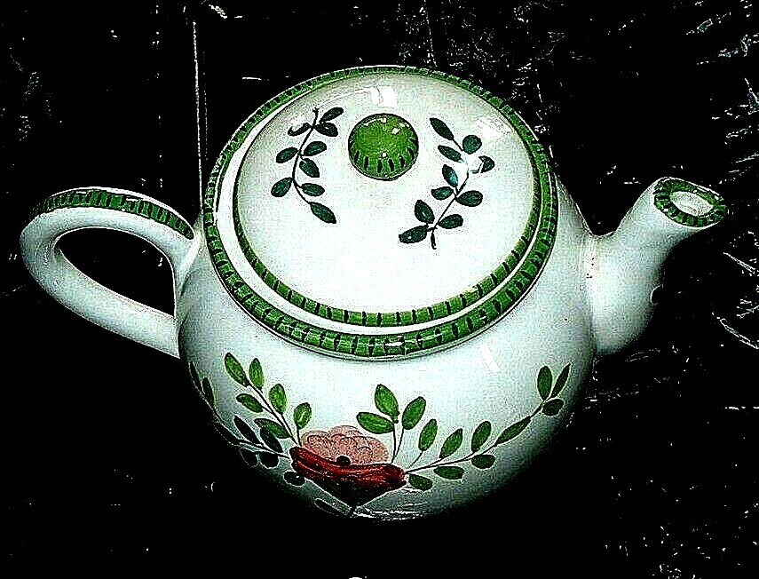 Deruta Fiona Ceramic Teapot 32oz