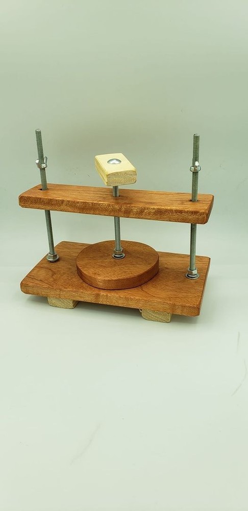 CHEESE PRESS SOLID OAK HANDMADE 20LB MADE IN MICHIGAN