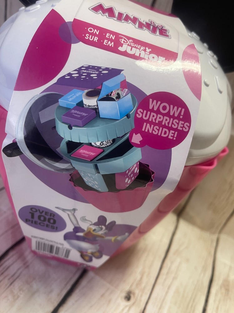 DISNEY JUNIOR MINNIE MOUSE SURPRISE ACTIVITY SET