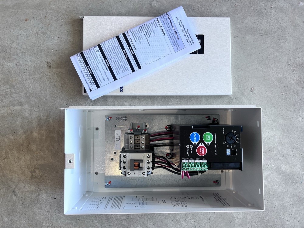 GREENHECK 3 PHASE MOTOR STARTER PANEL W/ SMART START