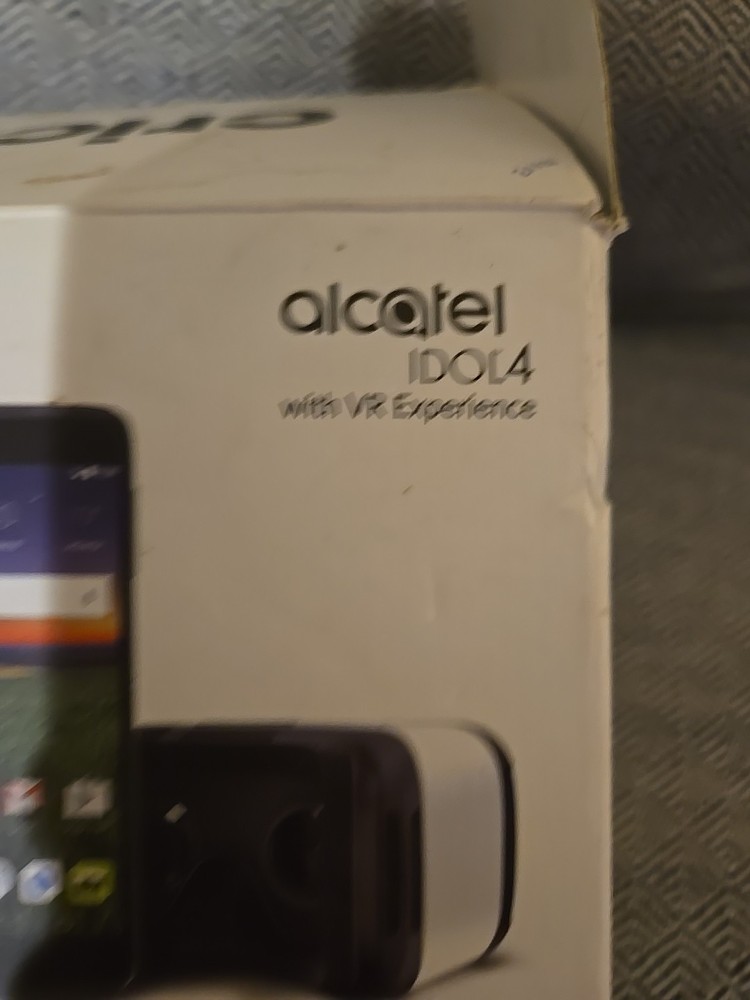Alcatel Idol 4 VR