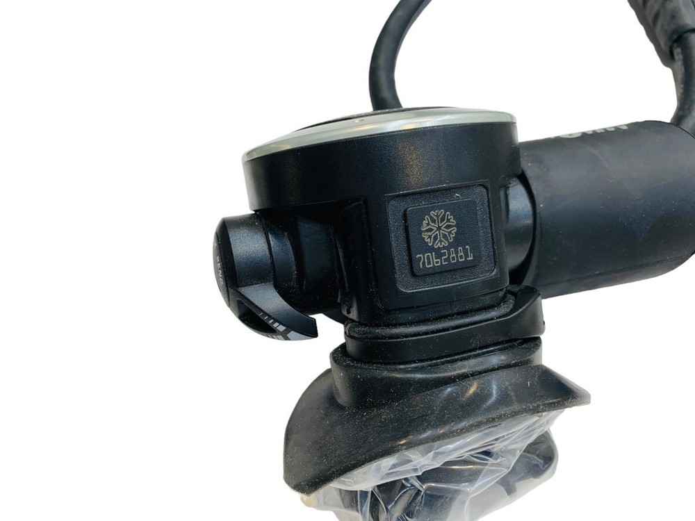 AquaLung Kronos Supreme 1st & 2nd Stage Dive Regulator (Yoke) w/ Box (READ)