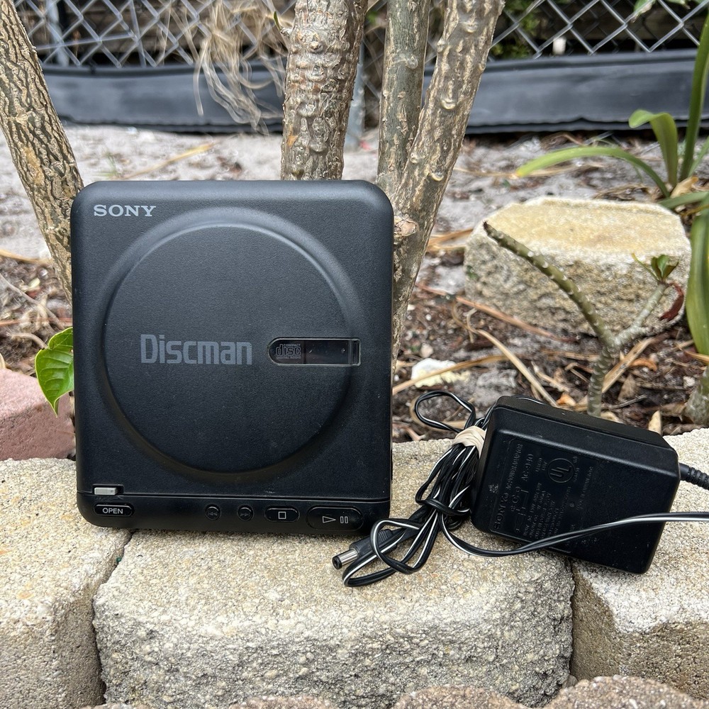 Vtg 1988 SONY DISCMAN MODEL D-2 Working See Description