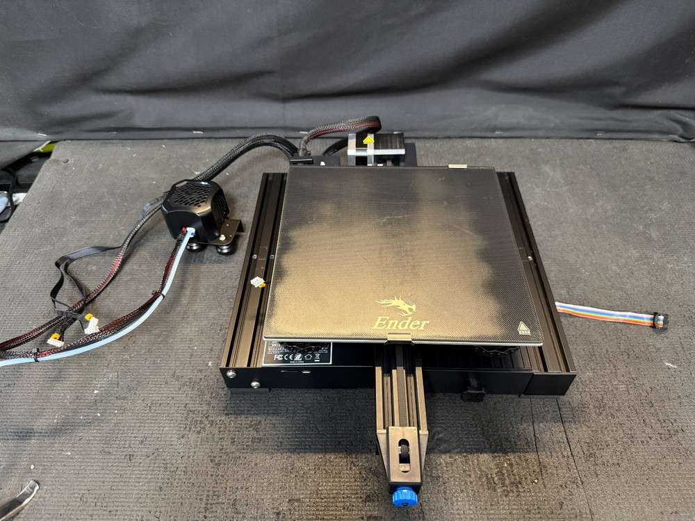 Creality Ender 3 V2 3D Printer