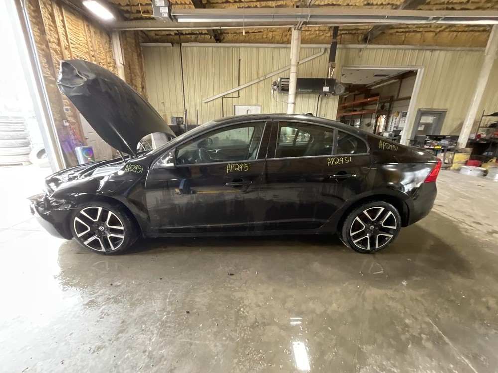 2014-2018 Volvo S60 Closing Velocity Module Right Side Center Windshield Mounted