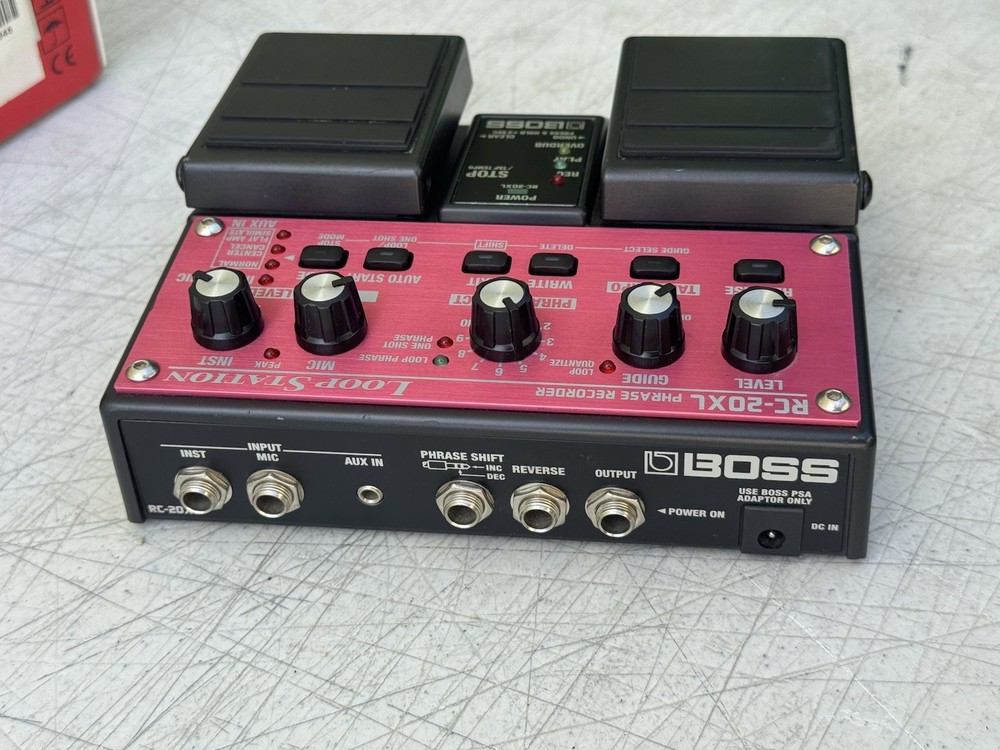 Boss RC-20XL Loop Station Phrase Recorder Sampler Pedal CIB
