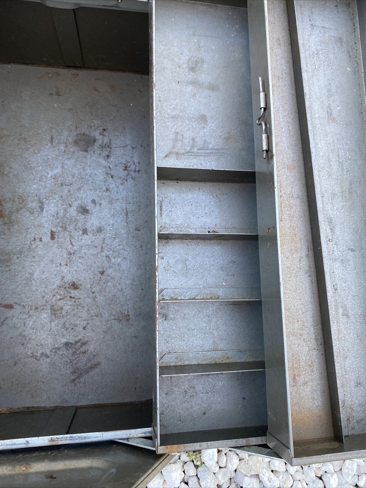 Possible Blue Point Unknown ? KRW48 Cantilever Toolbox Folding Accordion RUST