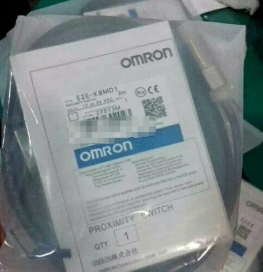 1PCS Omron E2E-X8MD1-M1G Proximity Sensor - New