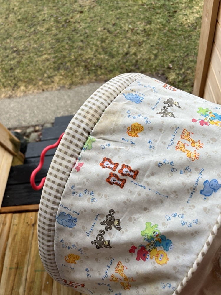 2005 Sesame beginnings Stroller