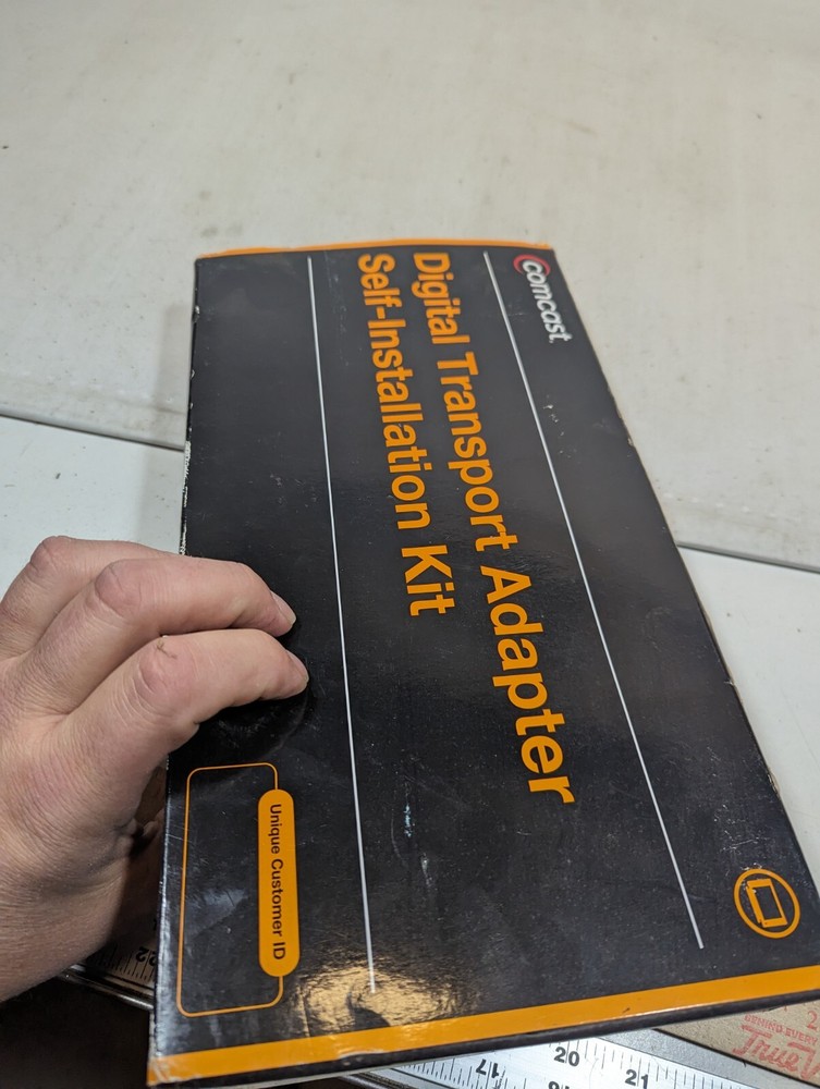 Comcast DCI1011COM Digital Transport Adapter Self-Installation Kit