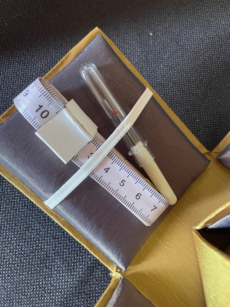 Classic Satin Lined Sewing Box Needles, Thread, Scissors And More (EA7)