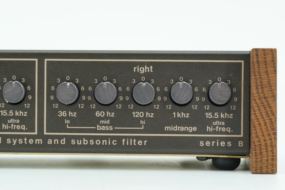 Audio Control Model 520 Series B Stereo Equalizer Subsonic Filter - Working