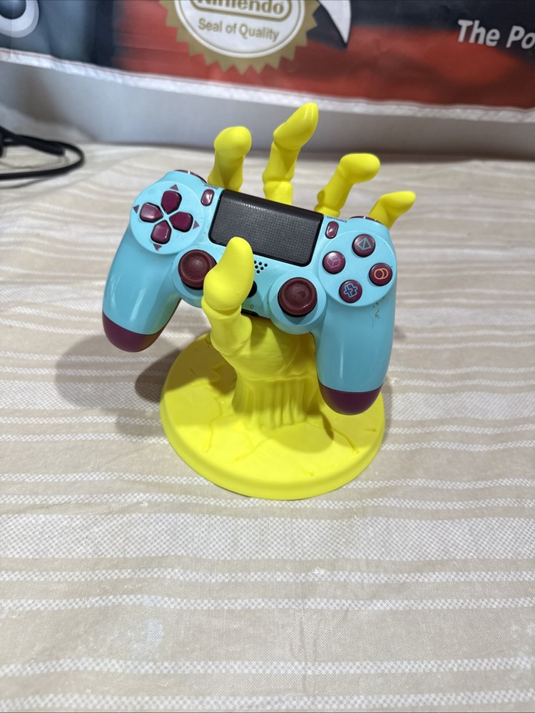 3d Printed Fingered Skelton Hand Game Controller Holder