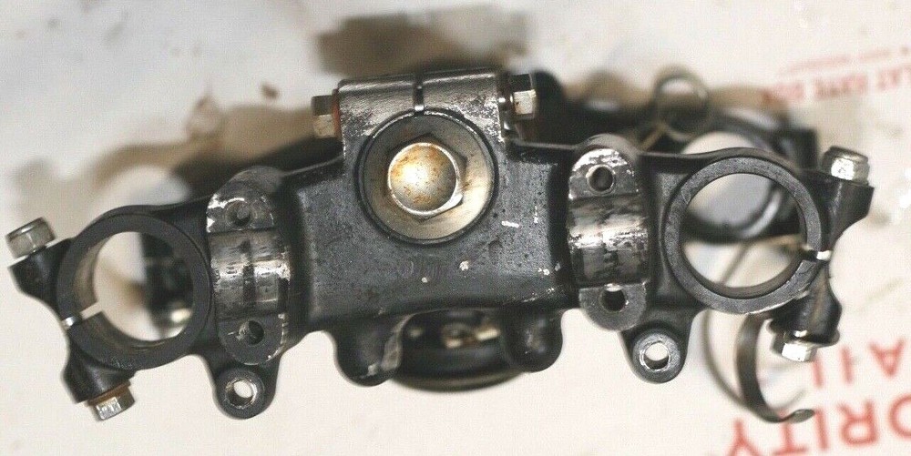 1980 YAMAHA XT 250 OEM TRIPLE TREE