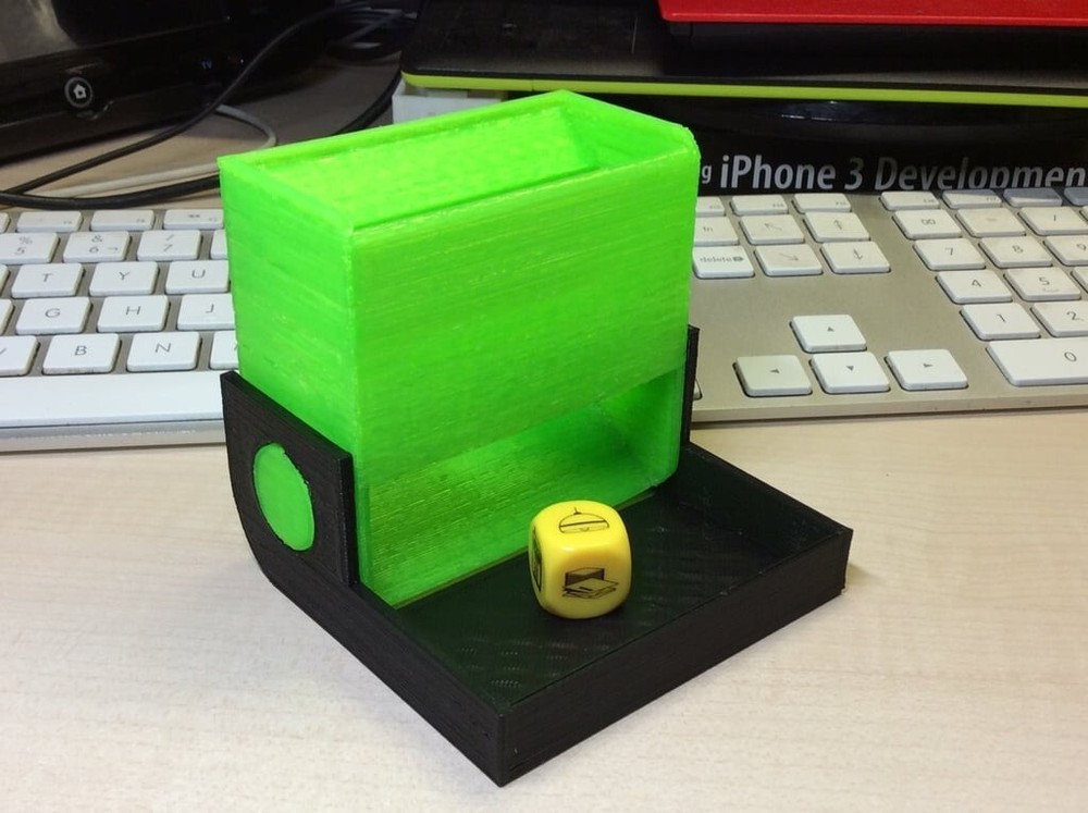 3D Printed Compact Dice Tower