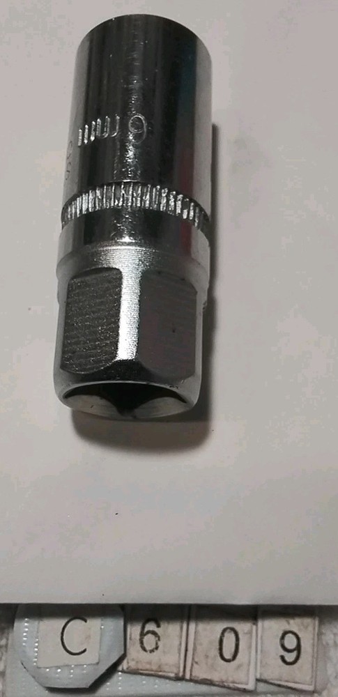 1/2" DRIVE 6mm STUD PULLER WRENCH " ROLLER BEARINGS "