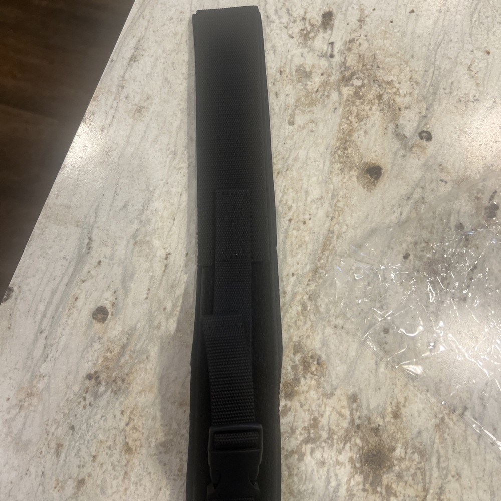 Hip Thrust Belt for Dumbbells,Booty Belt for Hip Thrust Slip-Resistant Padding