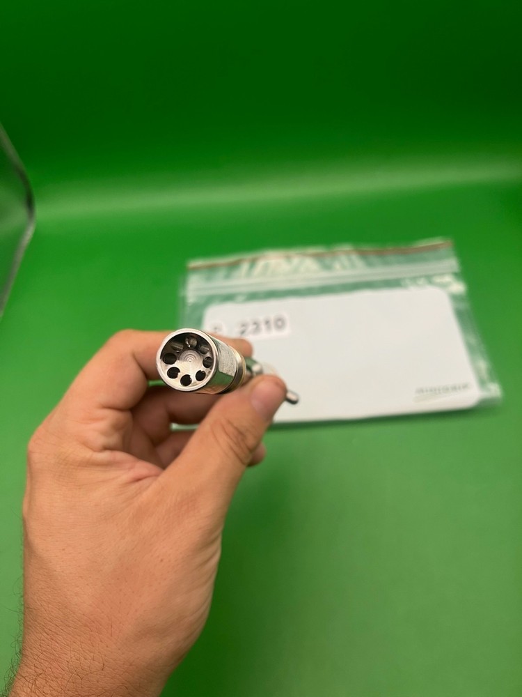 Autococker Bolt