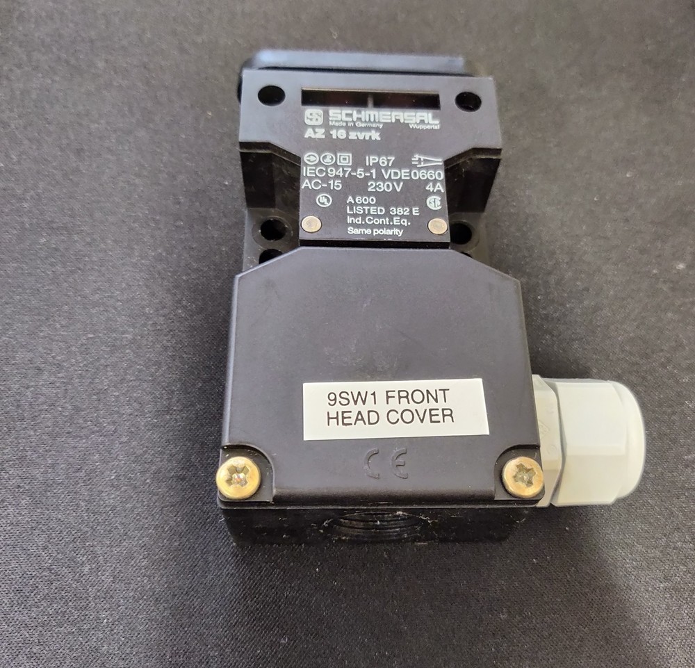 Schmersal AZ-16ZVRK Safety Switch Interlock W/ Key Front