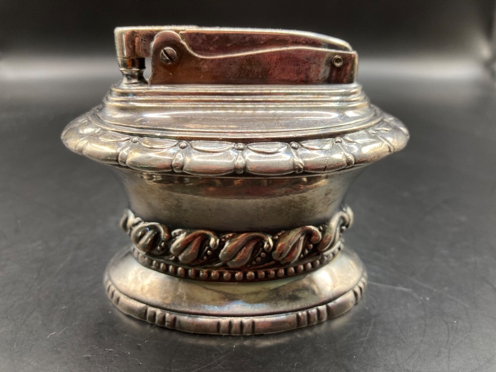 Vintage Ronson “Waldorf” Table Lighter