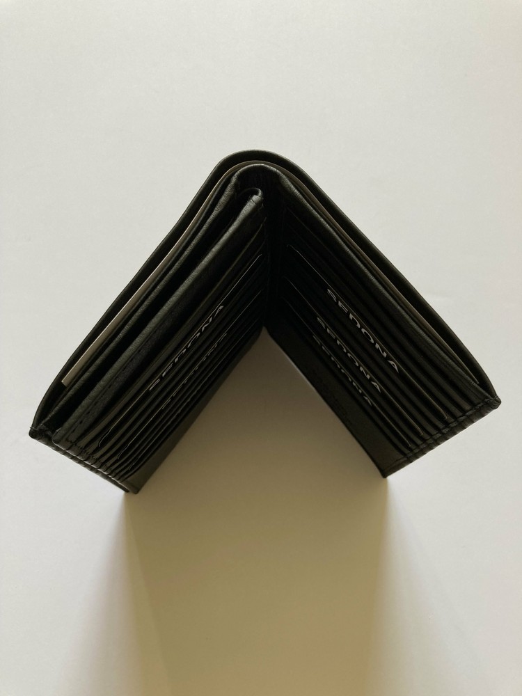 SEDONA-Passport Wallet