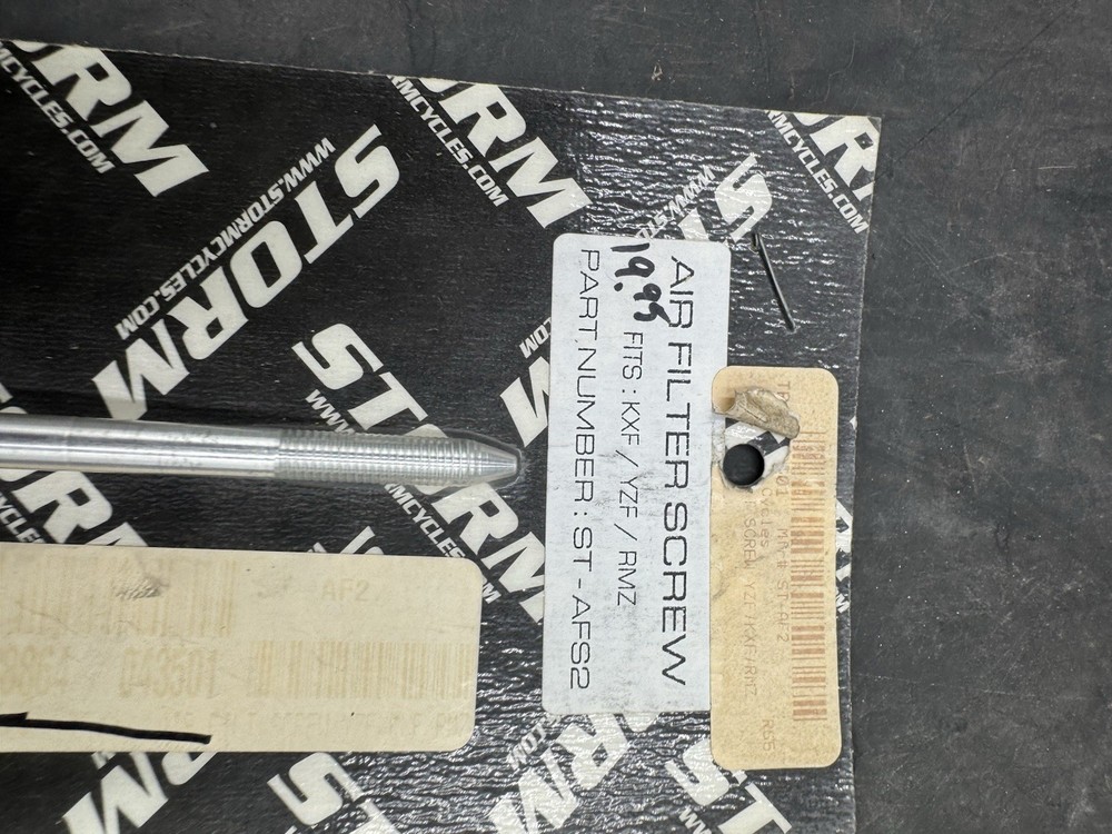 Storm Cycles Air Filter Screw ST-AFS2