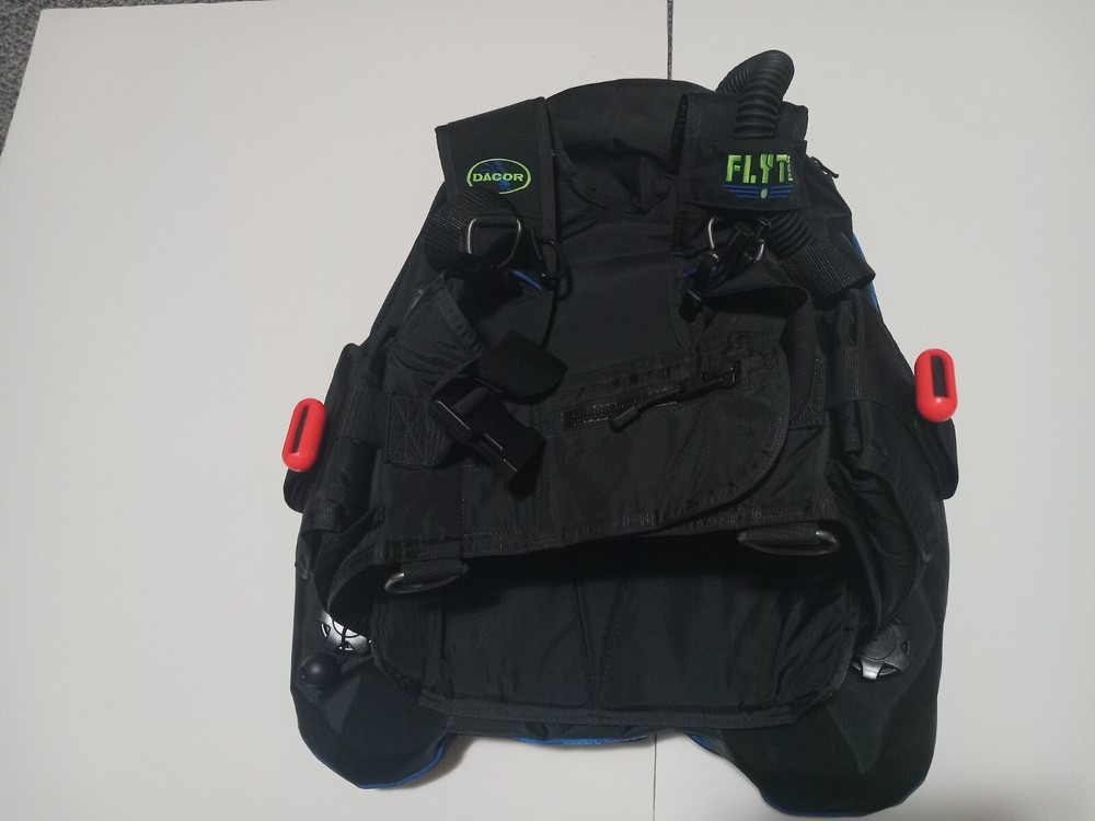 Dacor  Flyt pac  scuba diving bcd