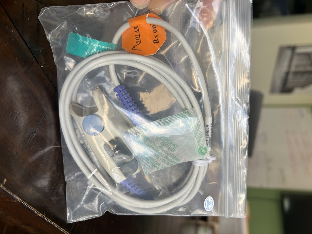 Solaris Adult SpO2 Finger Sensor Pulse Oximeter