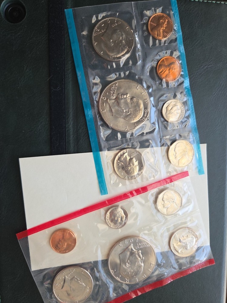 1971 & 1973 U.S. Mint Sets -c