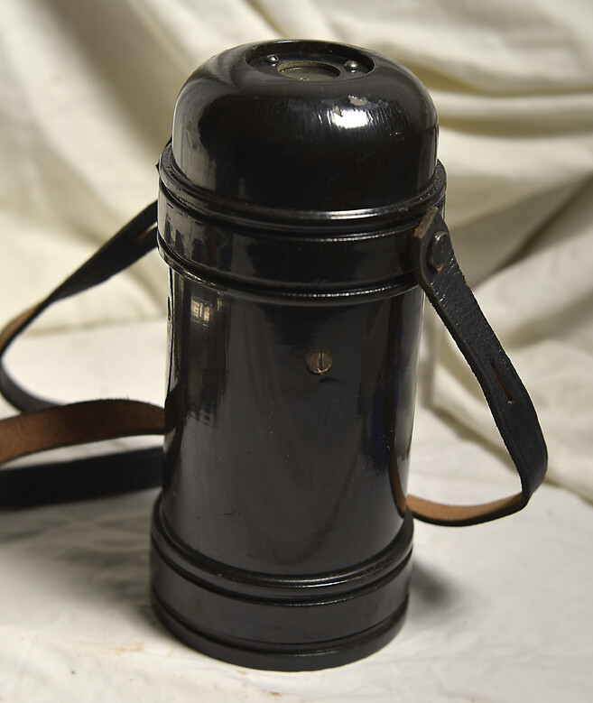 Vintage Bacharach Premax Pressure Indicator/Original Case