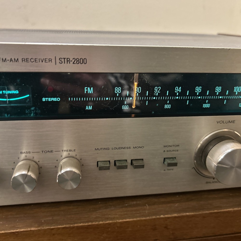 Sony FM Stereo/ FM-AM Receiver Str-2800 -Powers On - Untested