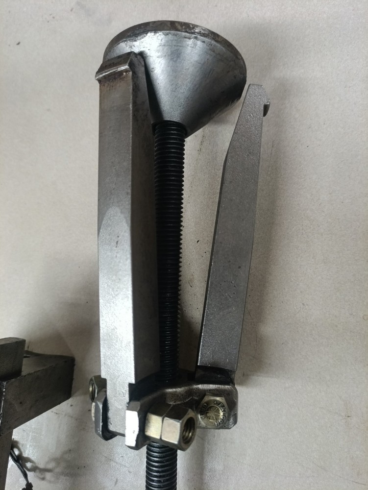 OTC Tools 1205 Sleeve Puller Assembly Less 5 lb. Hammer