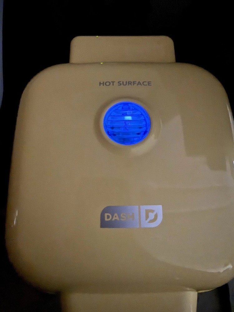 New, Open Box, Dash Mini Egg Bites Maker